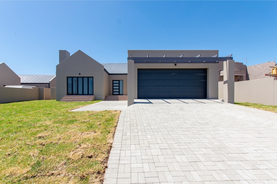 3 Bedroom Property for Sale in Vredenburg Western Cape